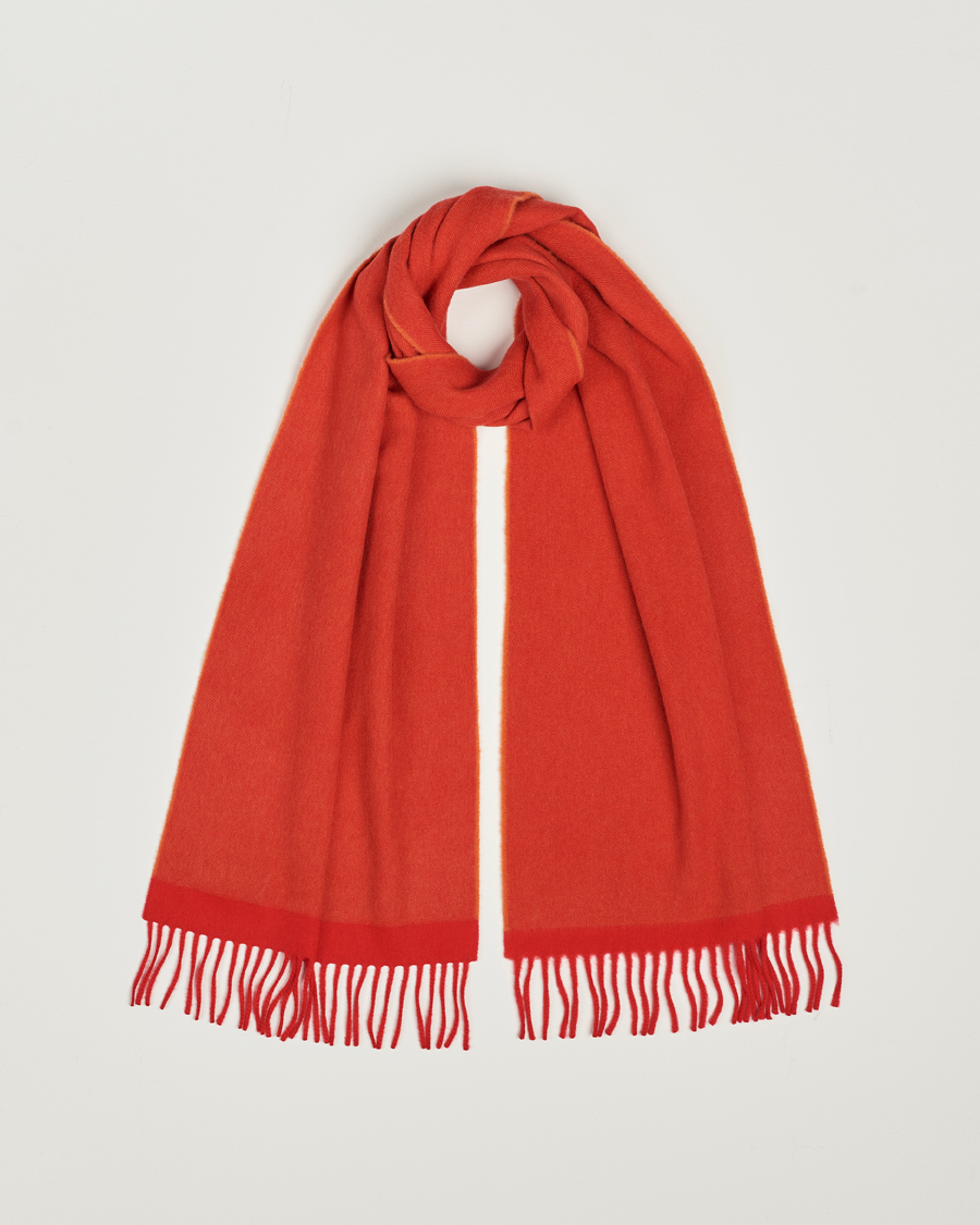 Herr | Begg & Co Solid Board Wool/Cashmere Scarf Berry Military | Begg & Co | Solid Board Wool/Cashmere Scarf Berry Military