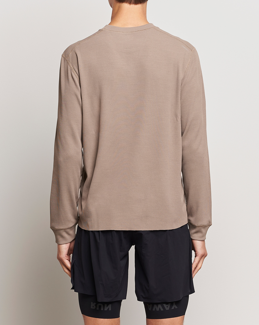 Herr | T-Shirts | Satisfy | Aura3D Base Layer Khaki