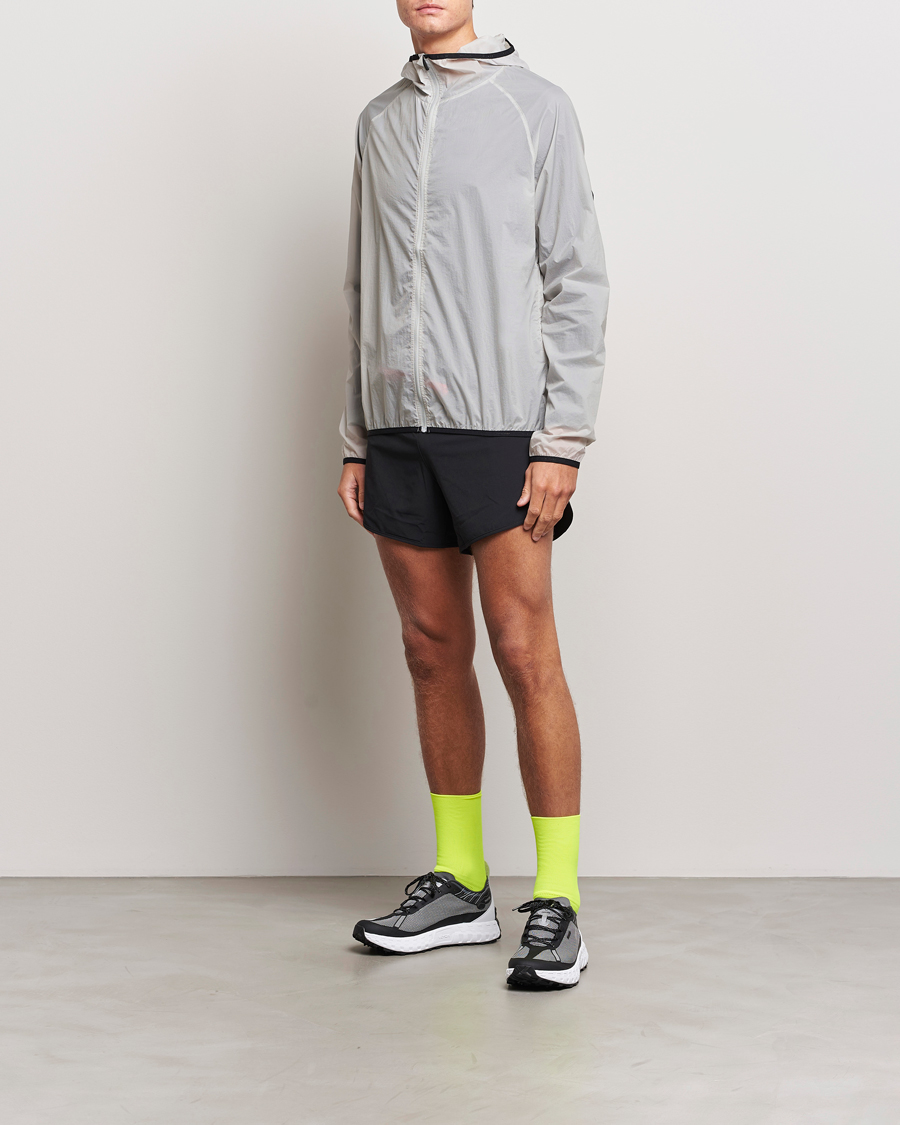Herr | Jackor | District Vision | Ultralight Packable DWR Wind Jacket Moonstone