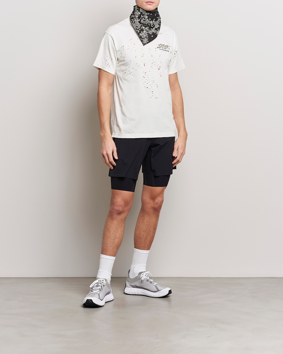 Herr | T-Shirts | Satisfy | MothTech T-Shirt Off White