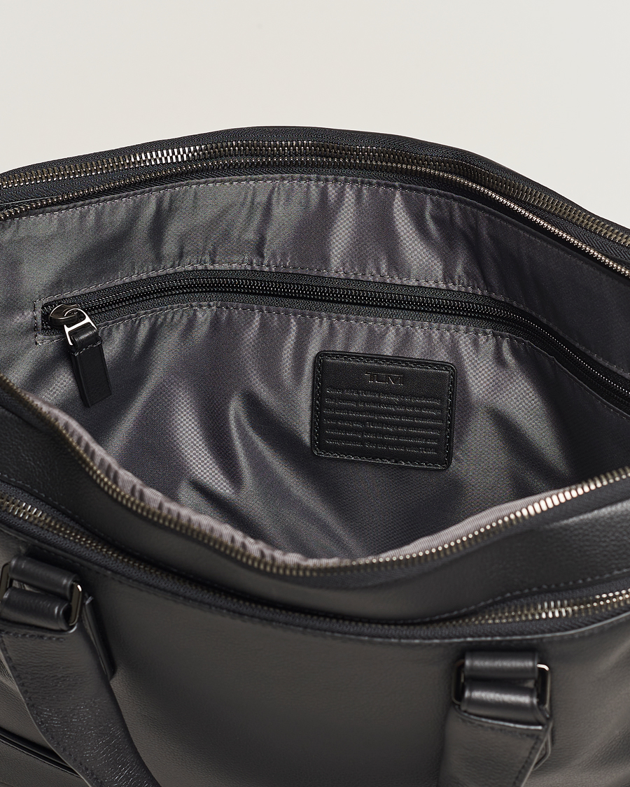 Herr | TUMI Harrison Sycamore Slim Leather Brief Black | TUMI | Harrison Sycamore Slim Leather Brief Black