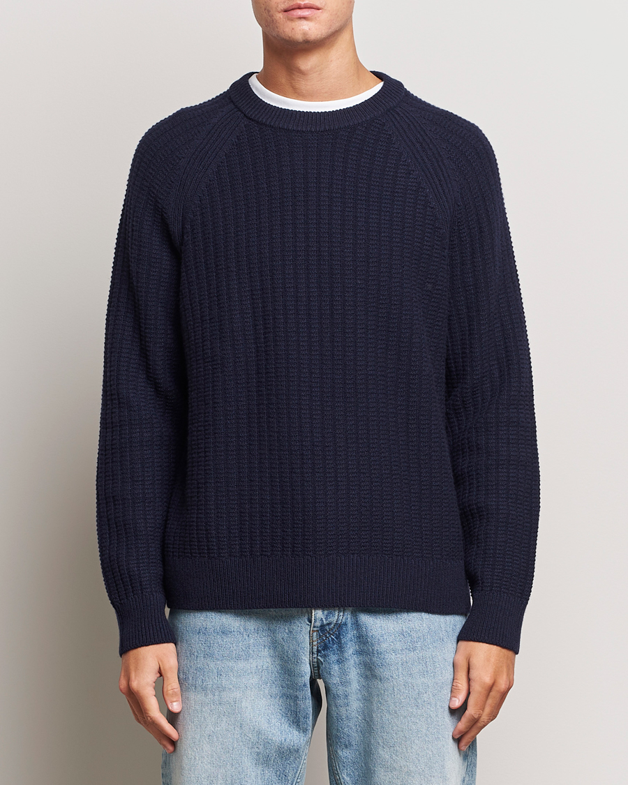 Herr | Tröjor | GANT | Textured Raglan Knitted Crew Neck Evening Blue