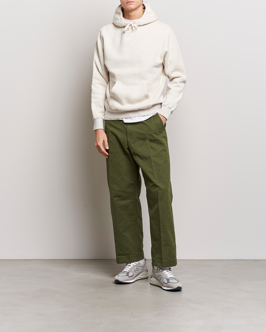 Herr | Byxor | BEAMS PLUS | MIL Herringbone Trousers Olive