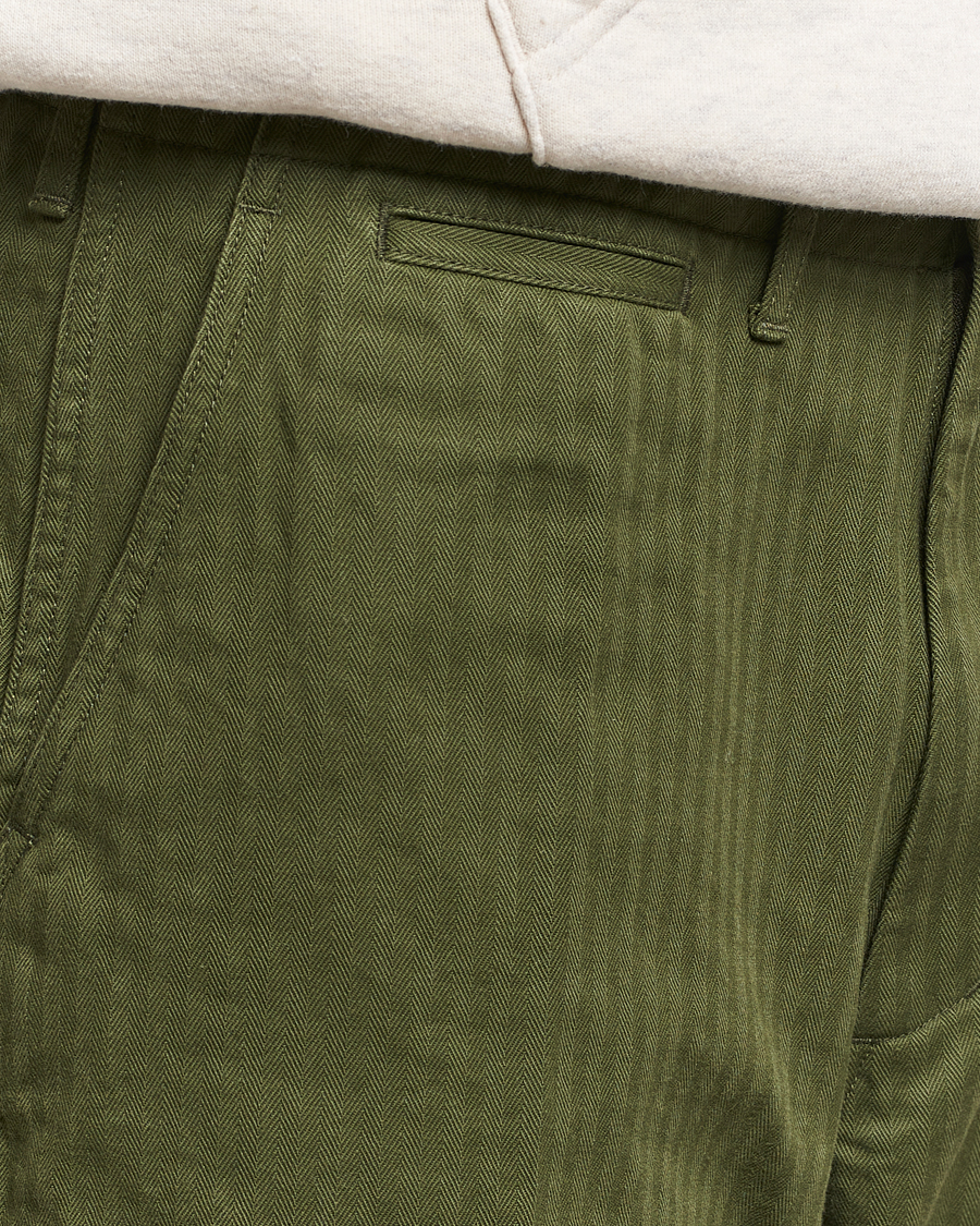 Herr | Byxor | BEAMS PLUS | MIL Herringbone Trousers Olive