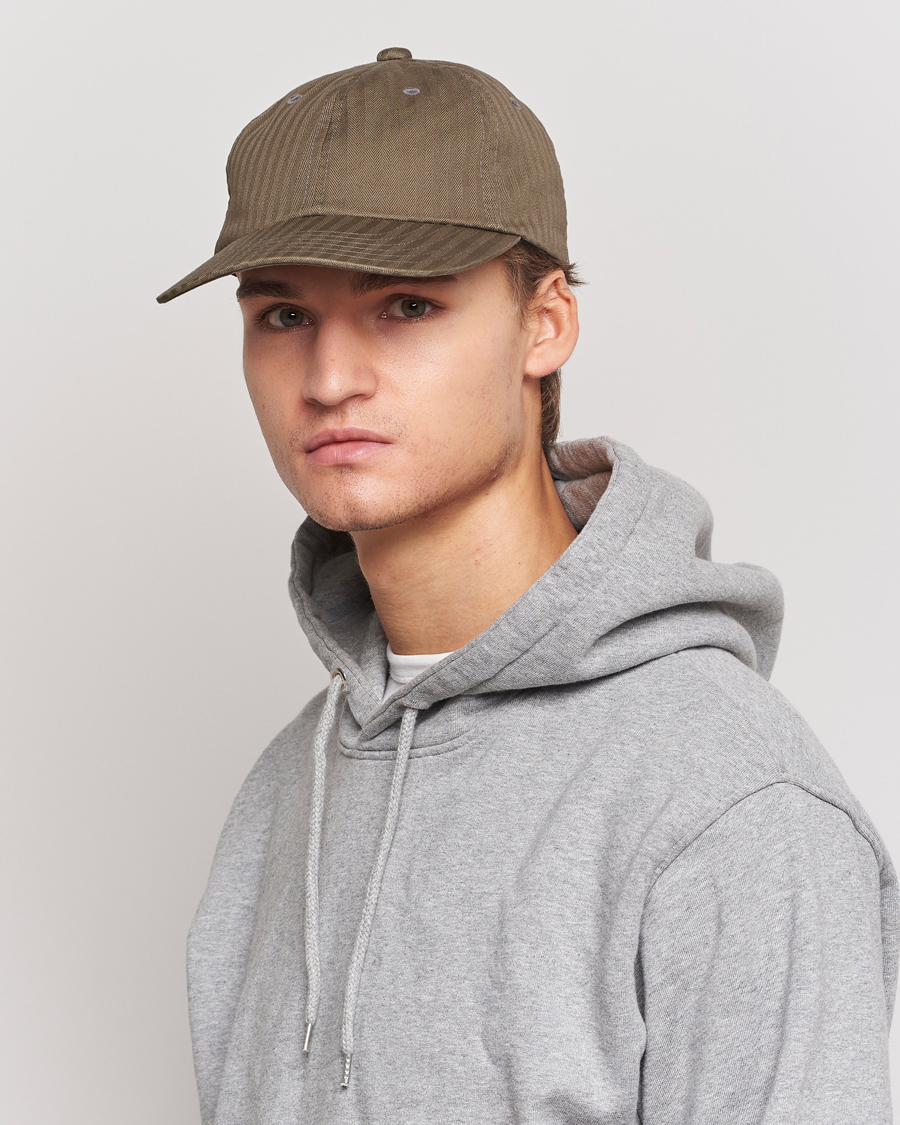 Herr | BEAMS PLUS 6 Panel Herringbone Cap Olive | BEAMS PLUS | 6 Panel Herringbone Cap Olive