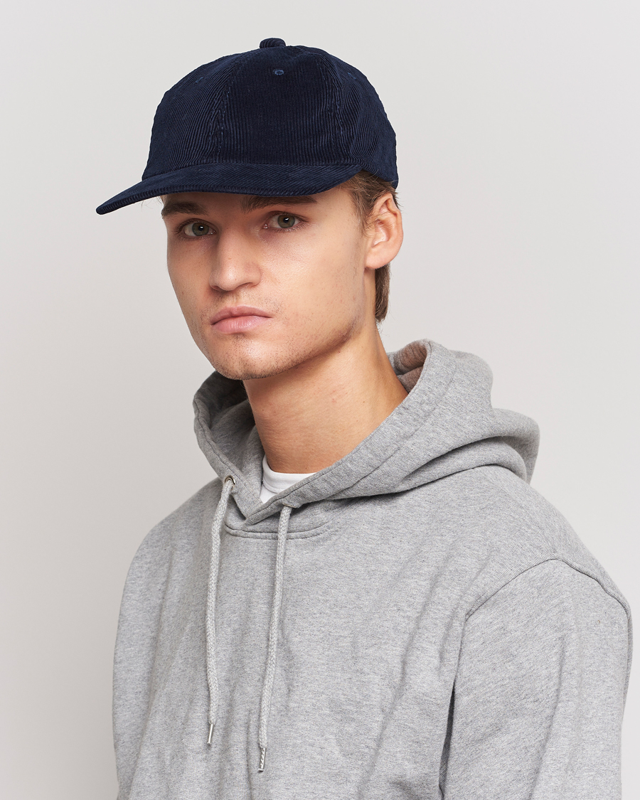 Herr | BEAMS PLUS 6 Panel Corduroy Cap Navy | BEAMS PLUS | 6 Panel Corduroy Cap Navy