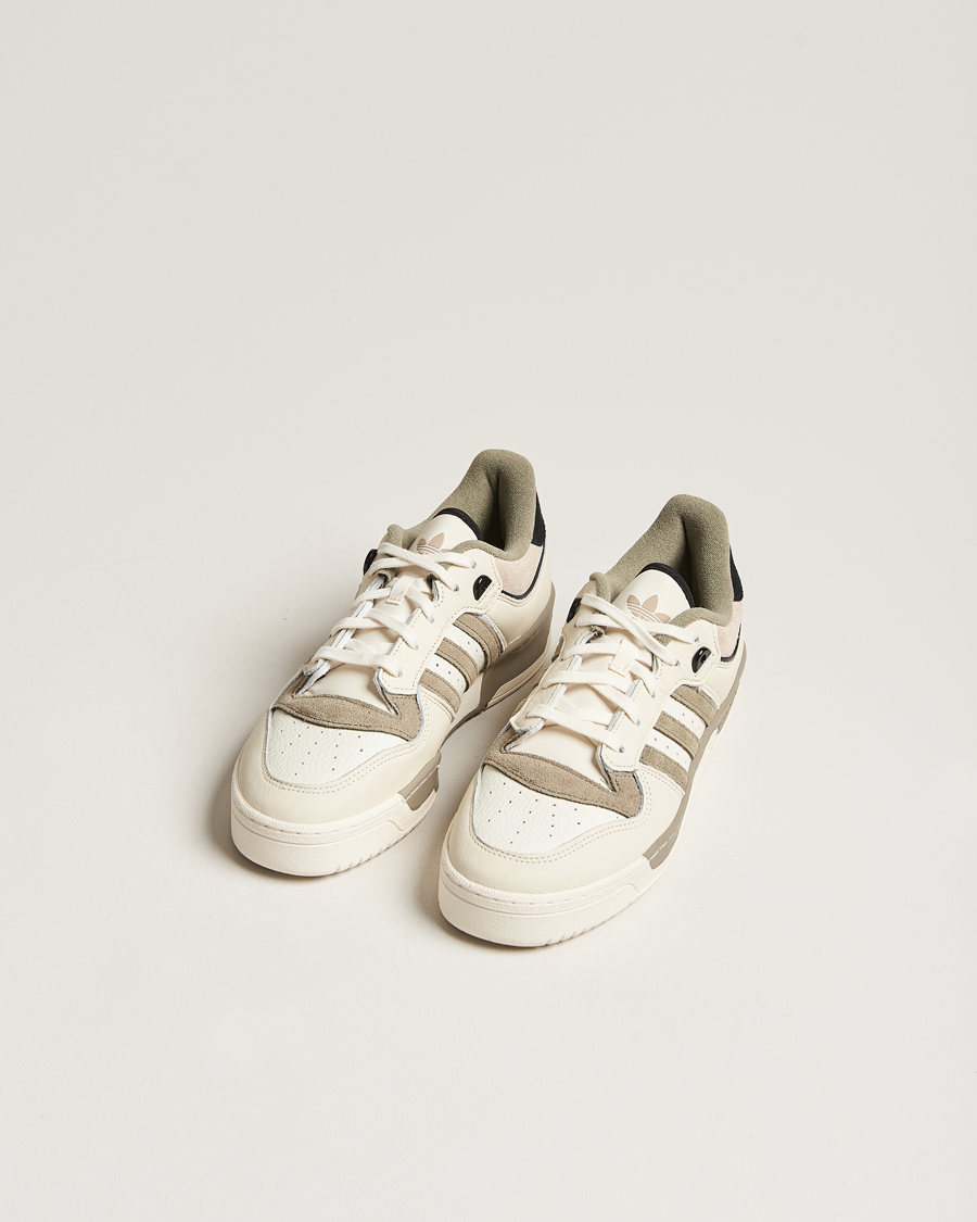 Herr | 30% rea | adidas Originals | Rivalry 86 Sneaker Off White/Black