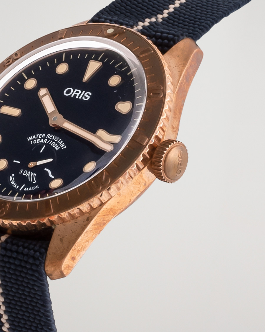 Herr | Pre-Owned & Vintage Watches | Oris Pre-Owned | Carl Brashear Calibre 401 Limited Edition Steel Blue