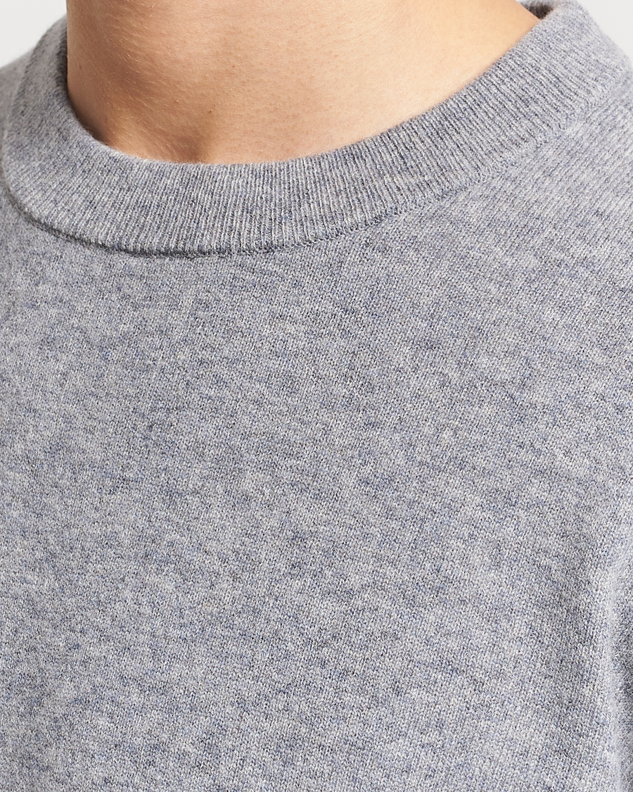 Herr | Tröjor | Filippa K | 93 Knitted Lambswool Crew Neck Sweater Grey Melange