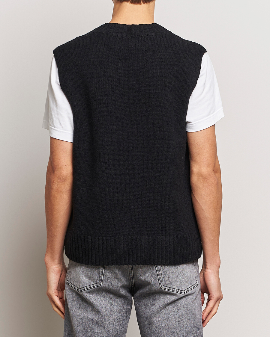 Herr | Tröjor | A Day's March | Wigtown Lambswool Vest Black