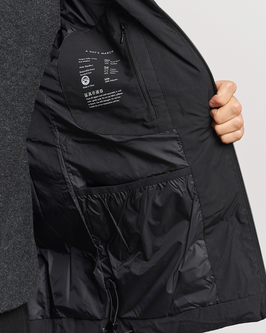 Herr | Jackor | A Day's March | Yangra Puffer Jacket Matt Black