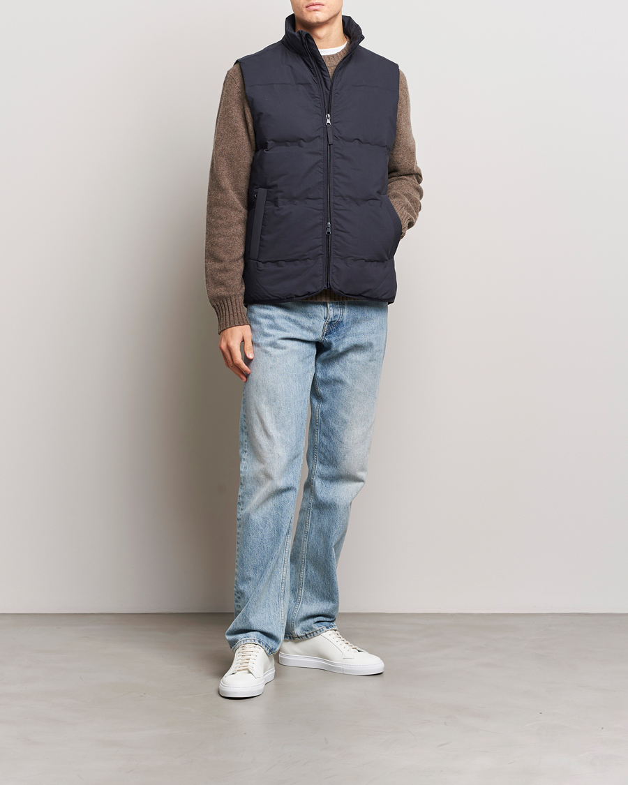 Herr | Jackor | A Day's March | Alford Puffer Vest Navy