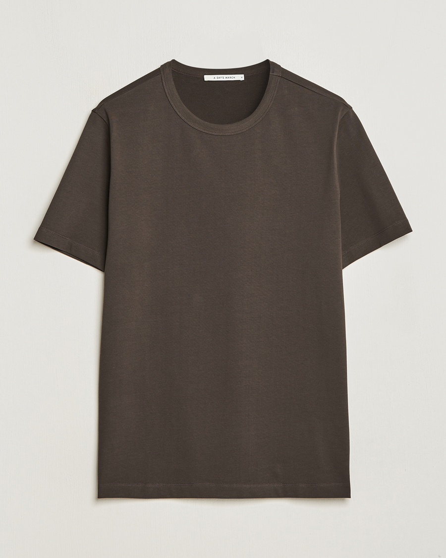 Herr | T-Shirts | A Day's March | Heavy Tee Chocolate