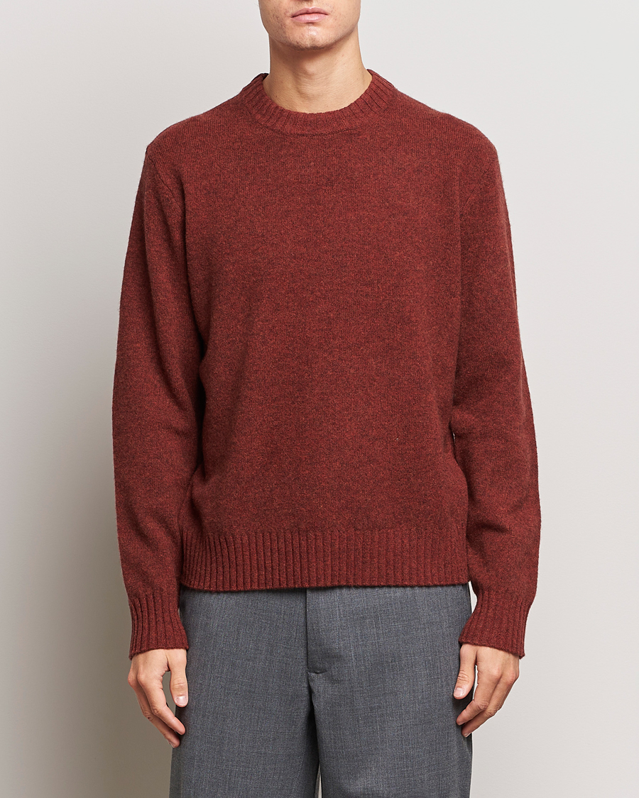 Herr | Tröjor | A Day's March | Marlow Lambswool Crew Zinfandel