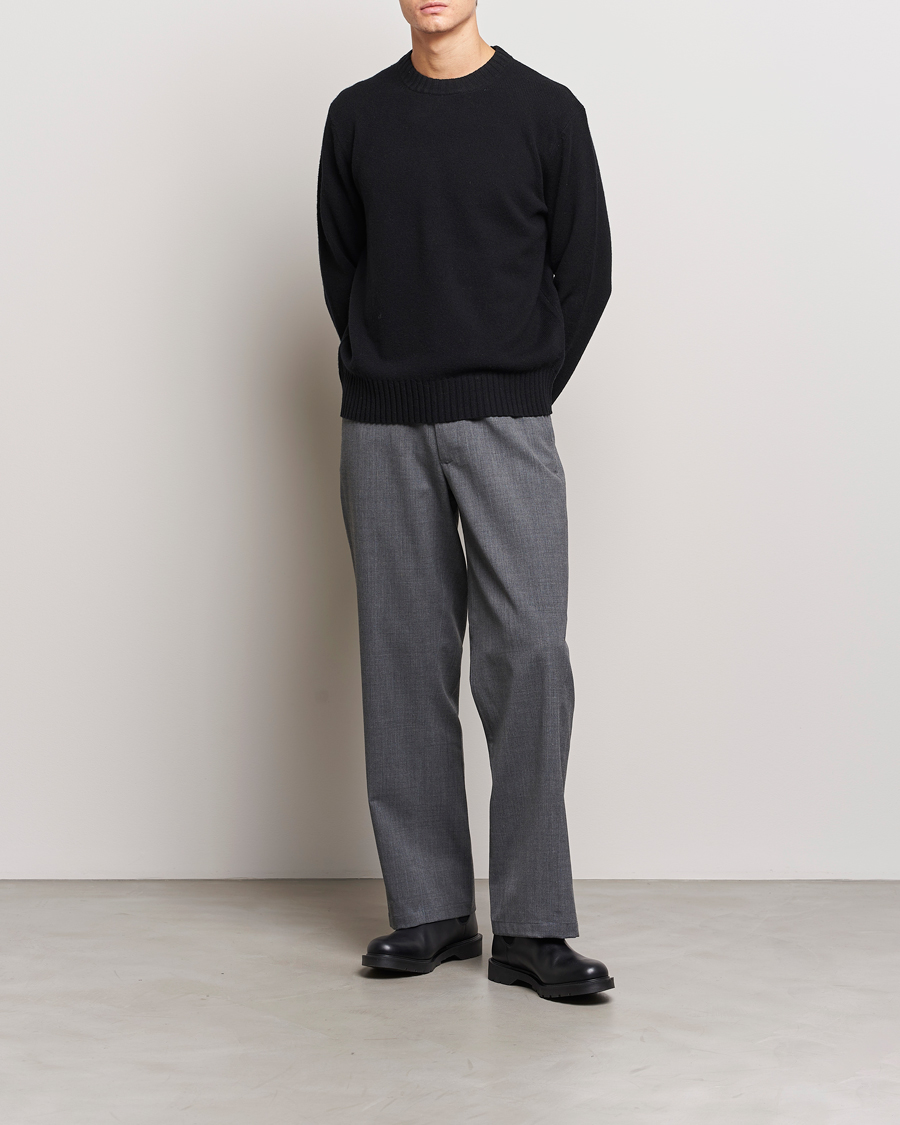 Herr | Tröjor | A Day's March | Marlow Lambswool Crew Black