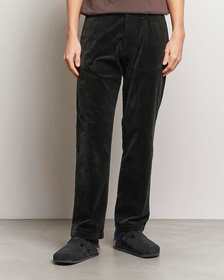 Herr | Business & Beyond | NN07 | Alex Straight Fit Corduroy Pants Dark Green