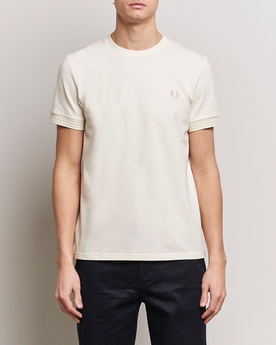 Herr |  | Fred Perry | Striped Cuff Crew Neck T-Shirt Ecru