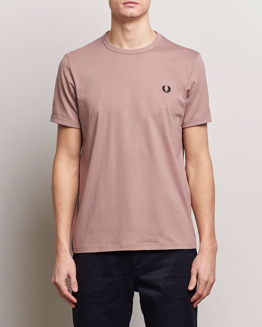 Herr | Avdelningar | Fred Perry | Ringer T-Shirt Dusty Pink