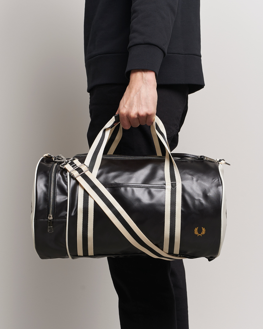 Herr | Best of British | Fred Perry | Classic Barrel Bag Black/Ecru