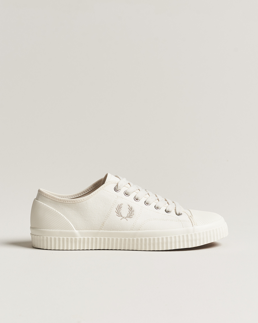 Herr | Fred Perry Hughes Canvas Sneaker Ecru | Fred Perry | Hughes Canvas Sneaker Ecru
