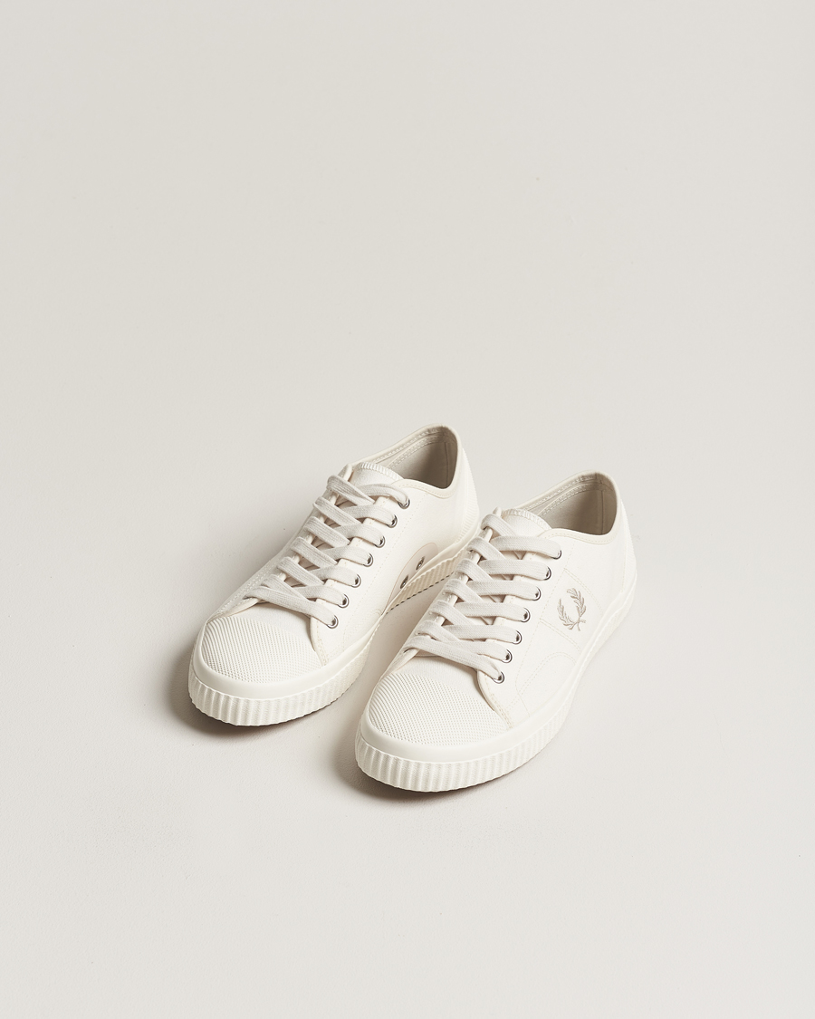 Herr | Fred Perry Hughes Canvas Sneaker Ecru | Fred Perry | Hughes Canvas Sneaker Ecru