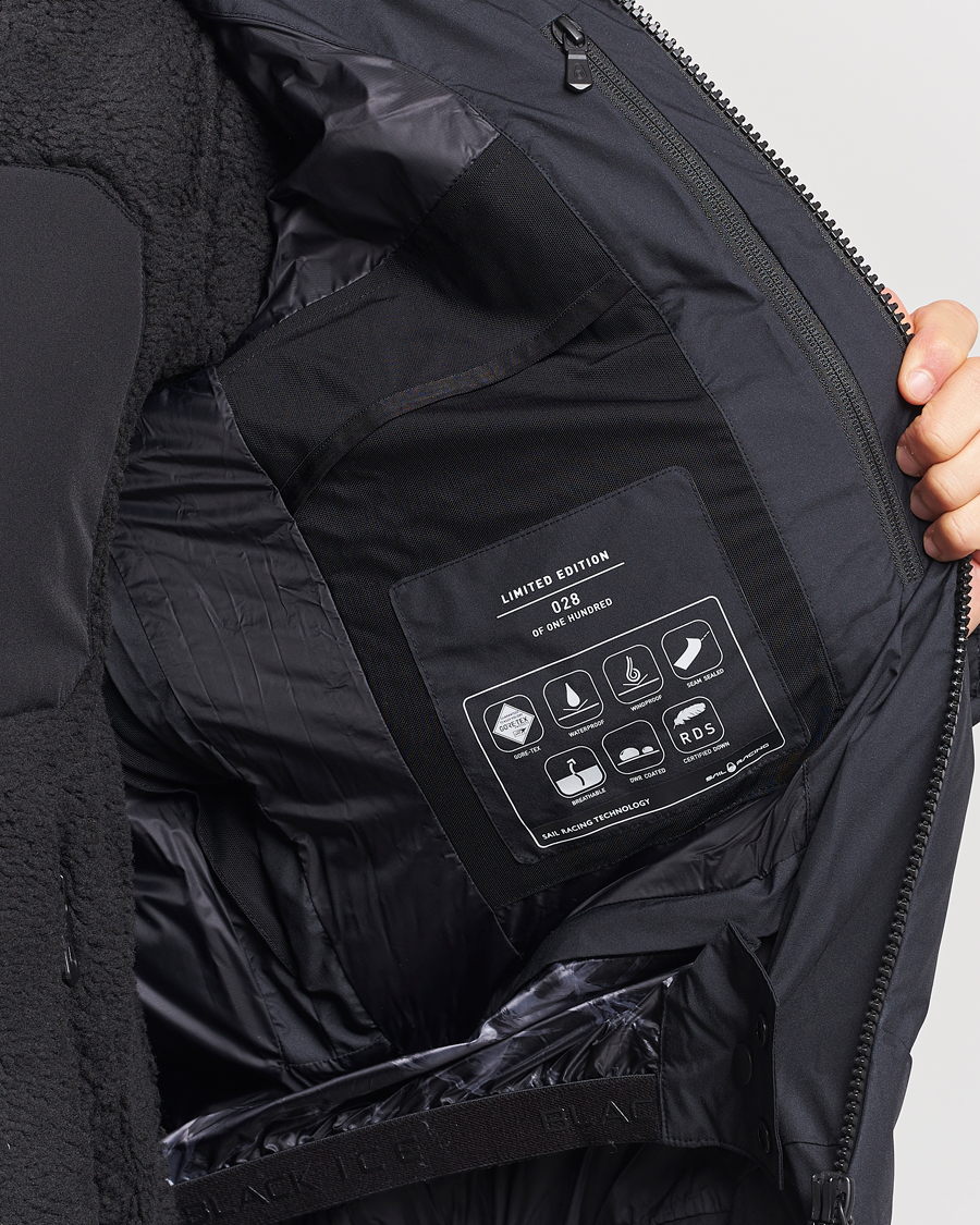 Herr | Jackor | Sail Racing | Black Ice Gore-Tex Hooded Down Jacket Carbon
