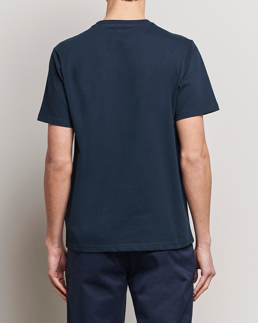 Herr | T-Shirts | KnowledgeCotton Apparel | Loke Badge T-Shirt Total Eclipse