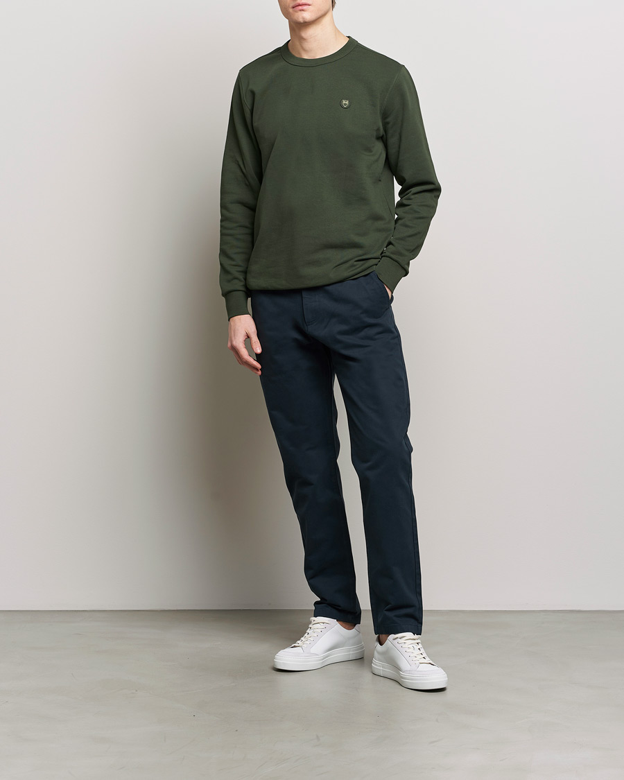Herr | Byxor | KnowledgeCotton Apparel | Chuck Regular Cotton Twill Chino Total Eclipse