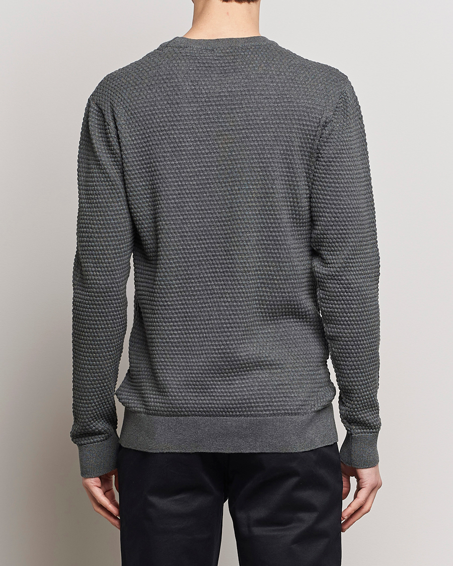 Herr | Tröjor | KnowledgeCotton Apparel | Vagn Bubble Knit Cotton Crew Neck Dark Grey Melange