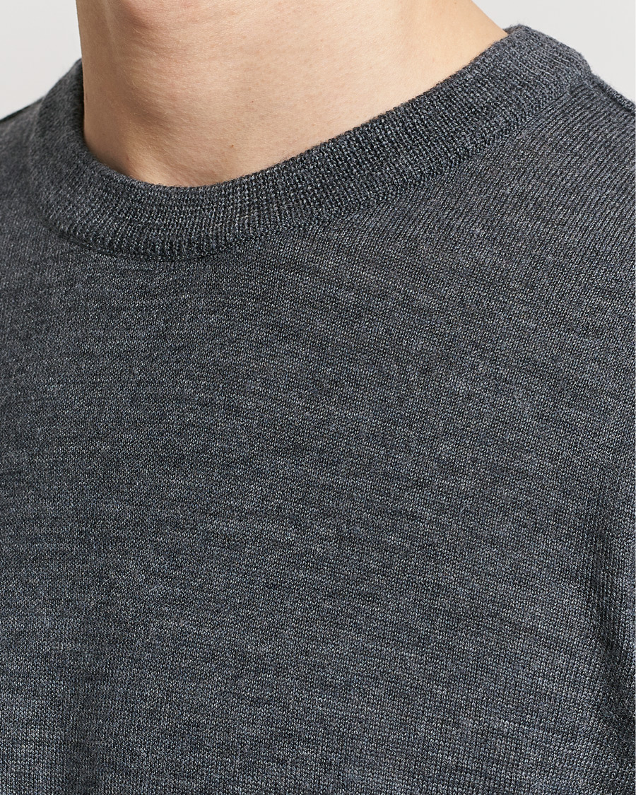 Herr | Tröjor | KnowledgeCotton Apparel | Regular Merino Knit Crew Neck Dark Grey Melange