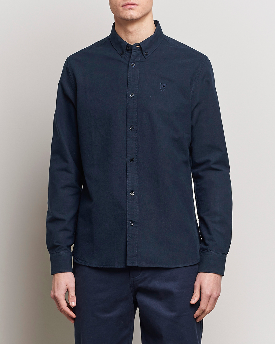 Herr | Skjortor | KnowledgeCotton Apparel | Harald Small Owl Regular Oxford Shirt Total Eclipse