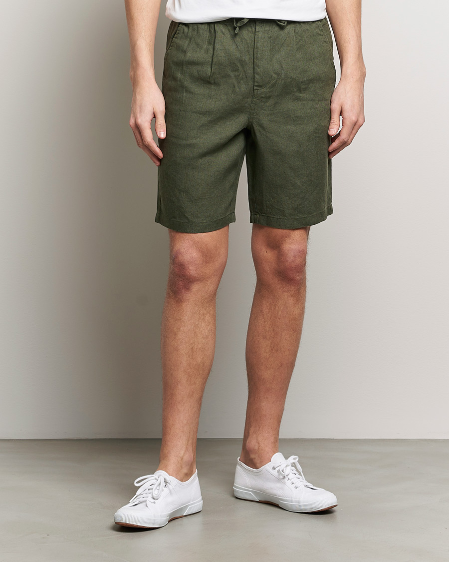 Herr | Shorts | KnowledgeCotton Apparel | Loose Linen Shorts Burned Olive
