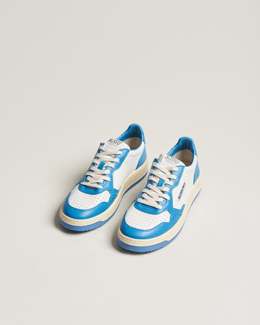 Herr | Skor | Autry | Medalist Low Bicolor Leather Sneaker White/Blue