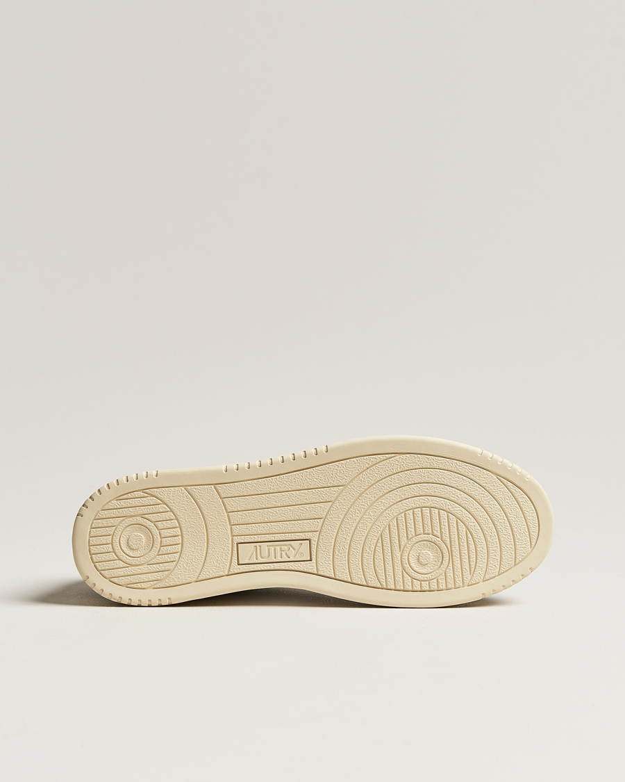 Herr | Autry Medalist Low Goat/Suede Sneaker White/Navy | Autry | Medalist Low Goat/Suede Sneaker White/Navy