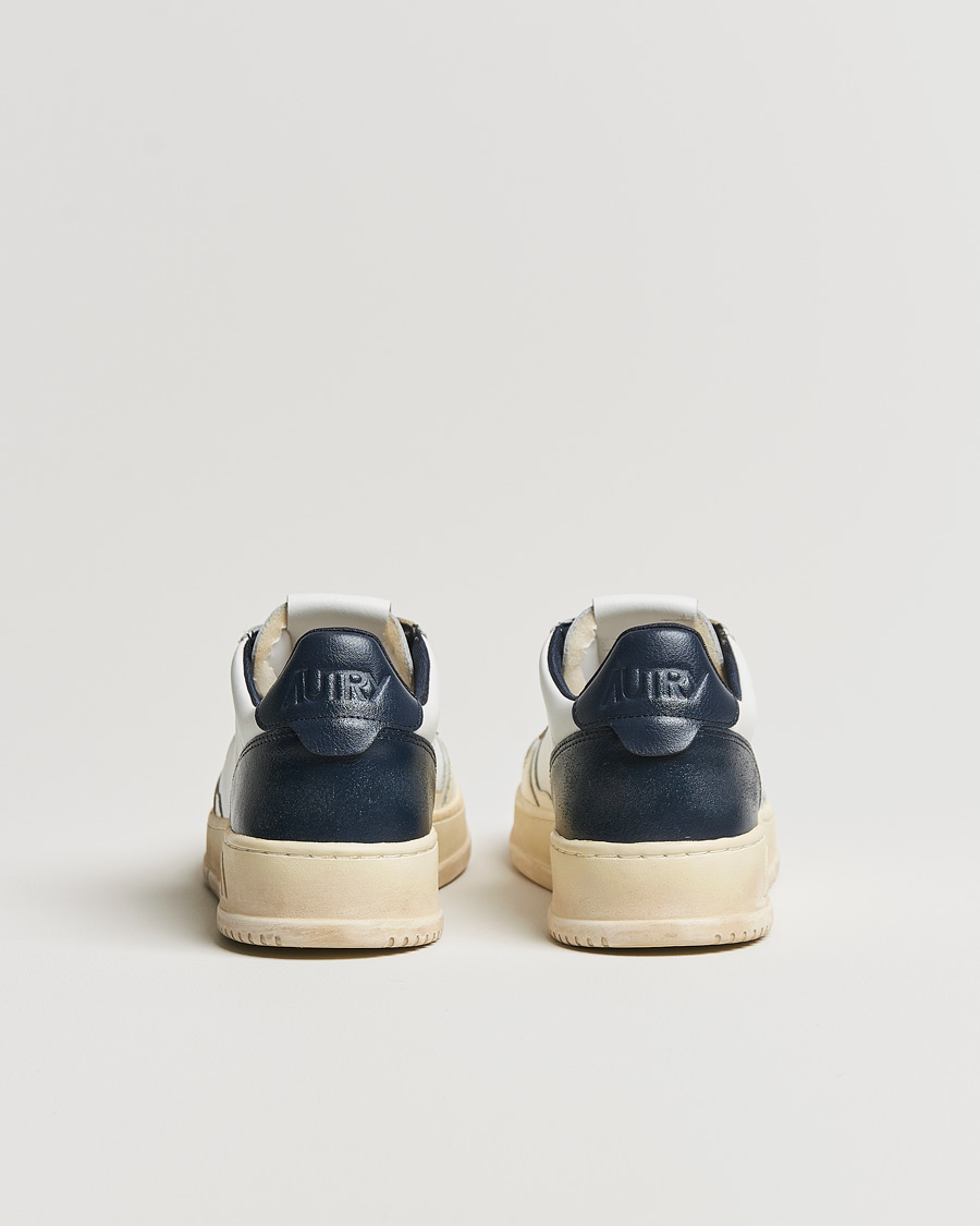 Herr | Autry Super Vintage Low Leather Sneaker White/Navy | Autry | Super Vintage Low Leather Sneaker White/Navy
