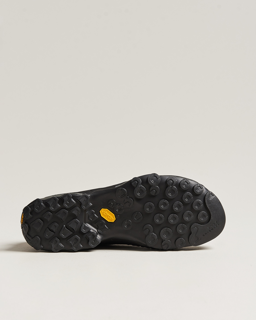 Herr | La Sportiva TX4 Hiking Shoe Carbon/Flame | La Sportiva | TX4 Hiking Shoe Carbon/Flame