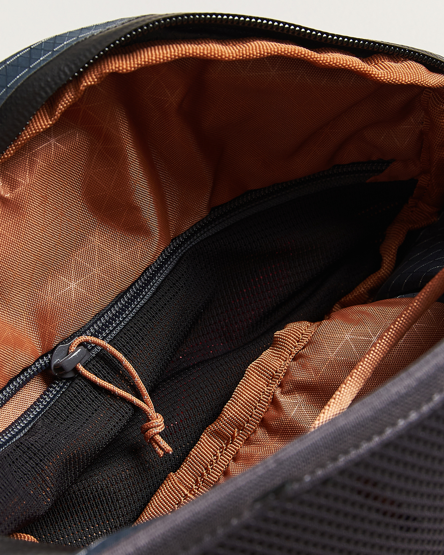 Herr | Black Diamond Pursuit 6 Waist Pack Carbon/Moab Brown | Black Diamond | Pursuit 6 Waist Pack Carbon/Moab Brown