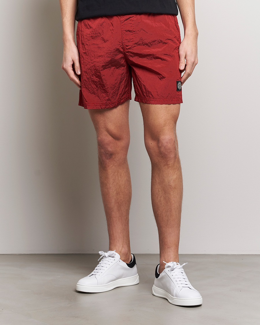 Herr | Badbyxor | Stone Island | Nylon Metal Econyl Swimshorts Red