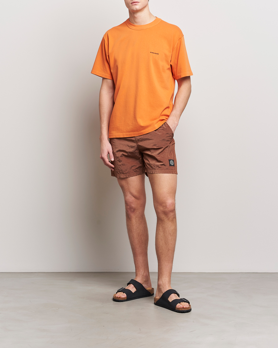 Herr | Badbyxor | Stone Island | Nylon Metal Econyl Swimshorts Rust