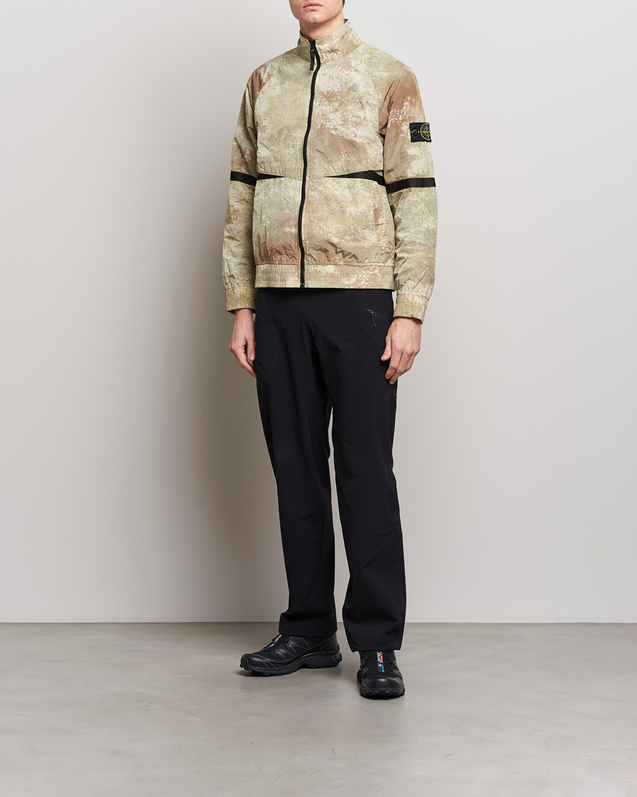 Herr | Jackor | Stone Island | Dissolving Grid Camo Short Jacket Natural Beige