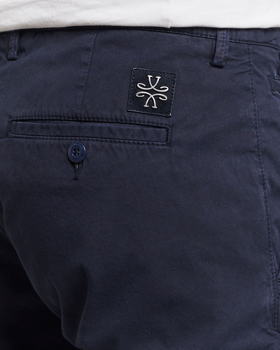 Herr | Byxor | Jacob Cohën | Bobby Cotton Gabardine Chinos Navy