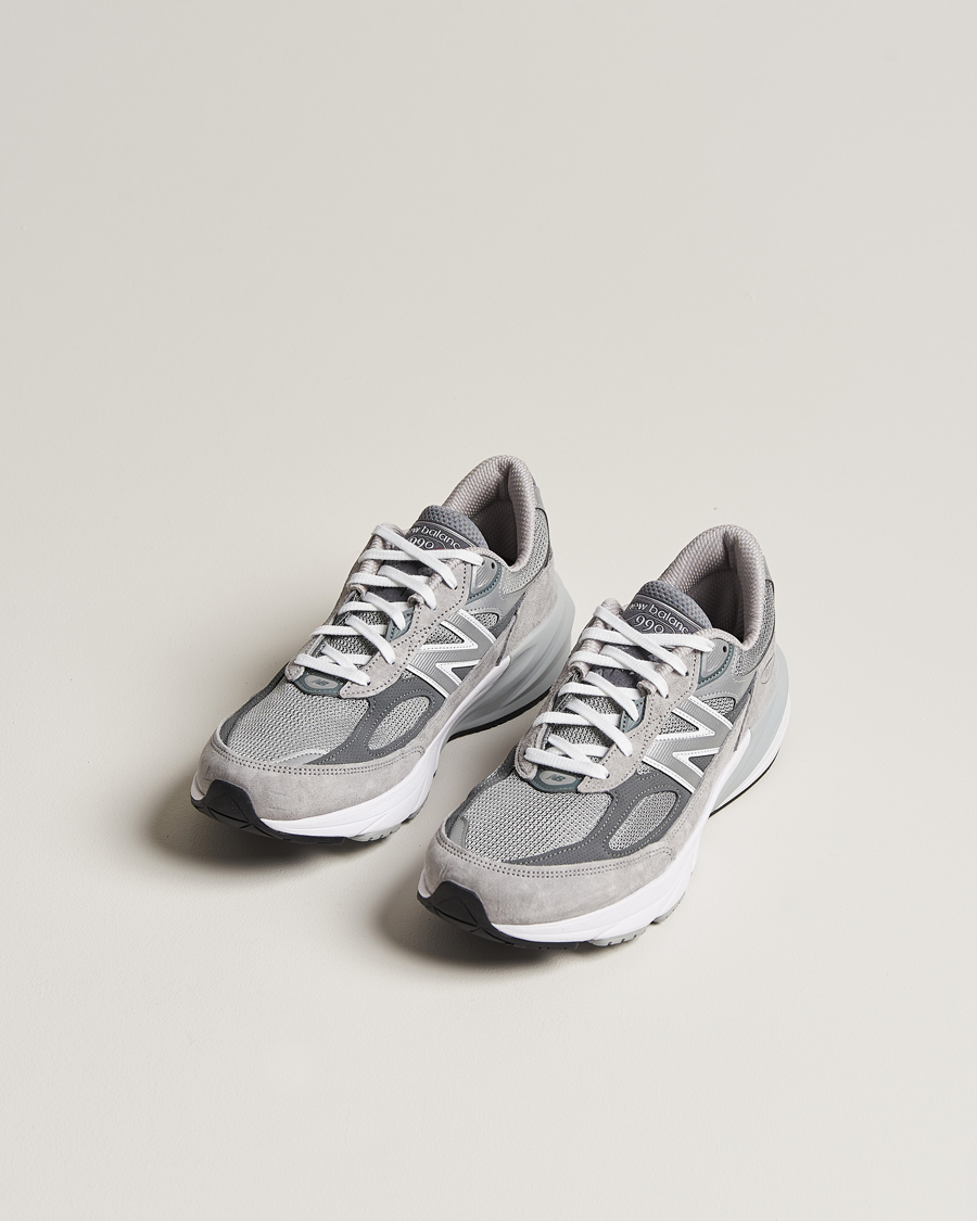 Herr | Personal Classics | New Balance | Made in USA 990v6 Sneakers Grey
