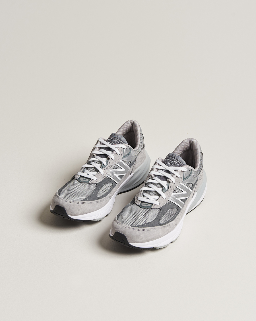 Herr | Contemporary Creators | New Balance | Made in USA 990v6 Sneakers Grey