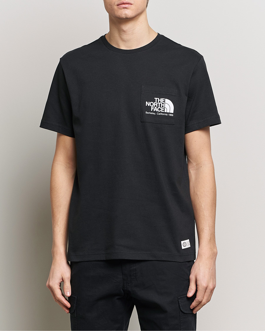 Herr | Kortärmade t-shirts | The North Face | Berkeley Pocket T-Shirt Black