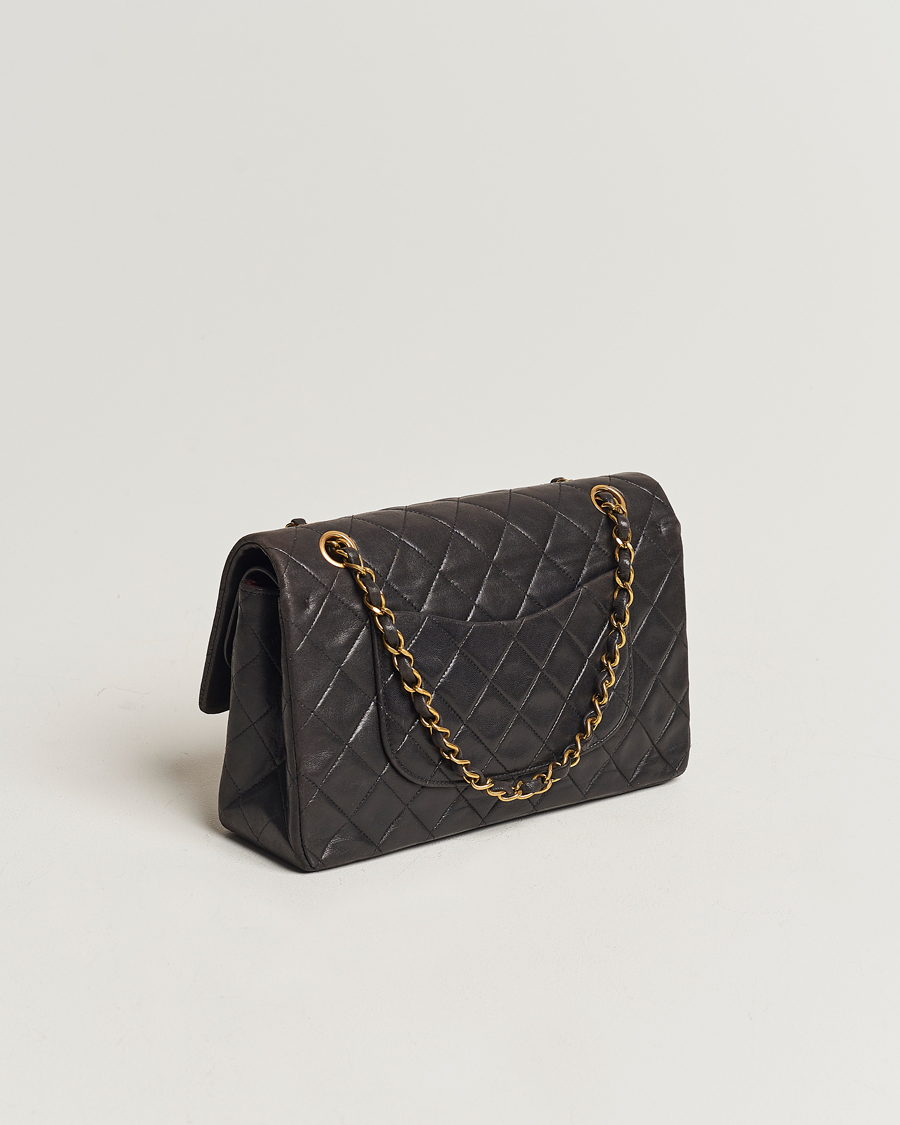 Herr | Chanel Pre-Owned Classic Medium Flap Bag Calf Leather Black | Chanel Pre-Owned | Classic Medium Flap Bag Calf Leather Black