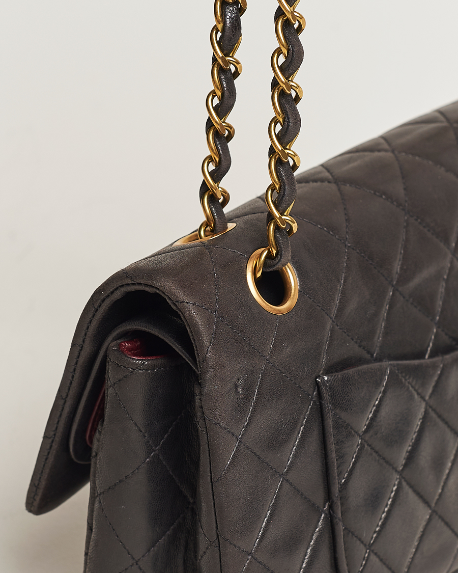 Herr | Chanel Pre-Owned Classic Medium Flap Bag Calf Leather Black | Chanel Pre-Owned | Classic Medium Flap Bag Calf Leather Black