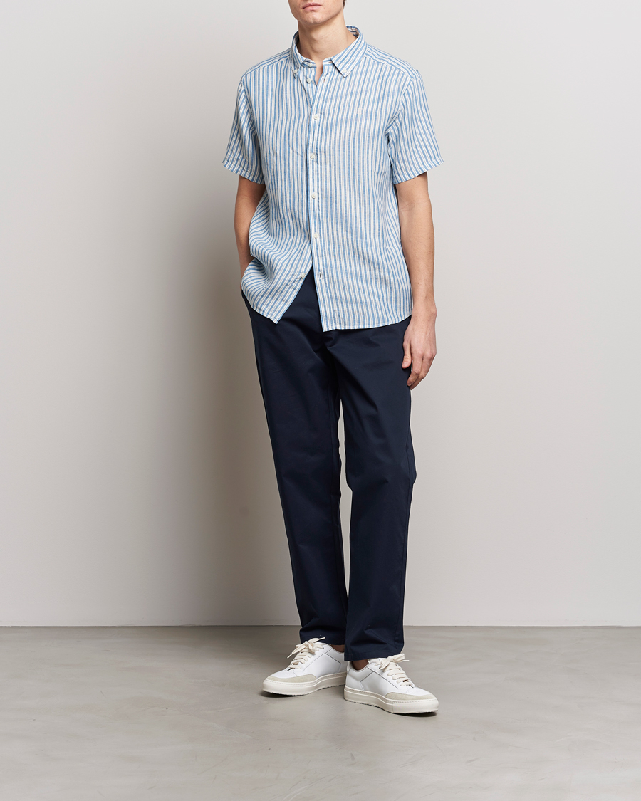Herr | Skjortor | LES DEUX | Kris Linen Striped Short Sleeve Shirt Blue/Ivory