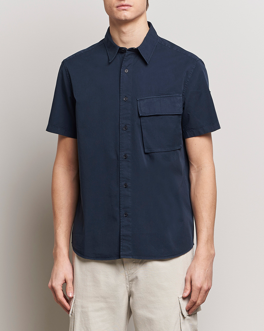 Herr | Belstaff | Belstaff | Scale Short Sleeve Cotton Shirt Dark Ink