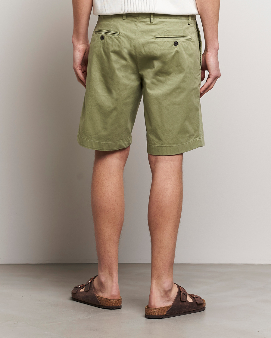Herr | Shorts | J.Lindeberg | Nathan Cloud Satin Shorts Oil Green