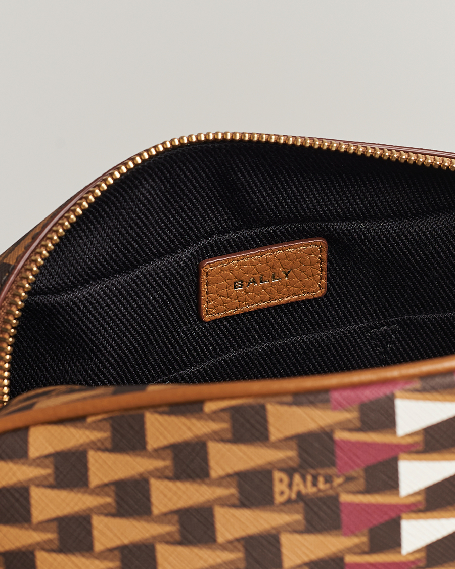 Herr | Bally Pennant Monogram Leather Washbag Brown | Bally | Pennant Monogram Leather Washbag Brown